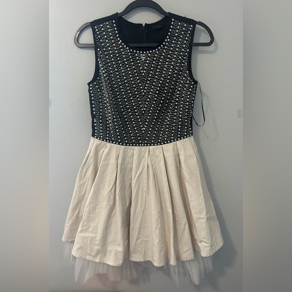 Kaii Black and White Mini Dress